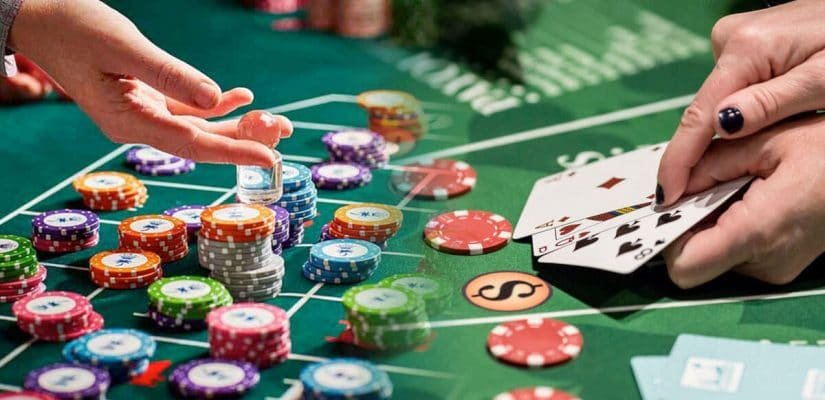 Facebook, Google and Apple accused of Promoting Social Casinos